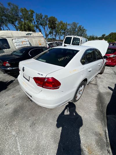 2013 Volkswagen Passat Location - Imports - Row 15 - Stock # H49741