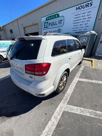 2016 Dodge Journey Location - Chrysler - Row 42 - Stock # H49688