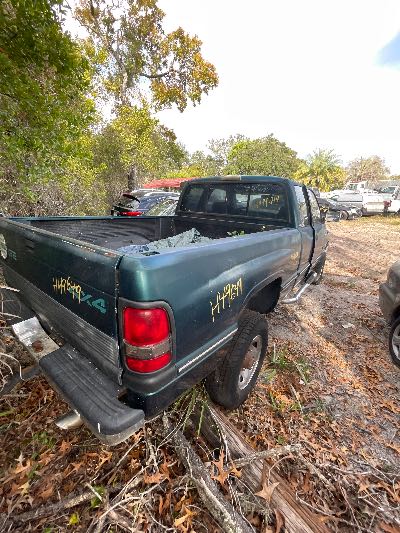 1995 Dodge Ram 2500 Location - Large Trucks & Vans - Row 27 - Stock # H49649