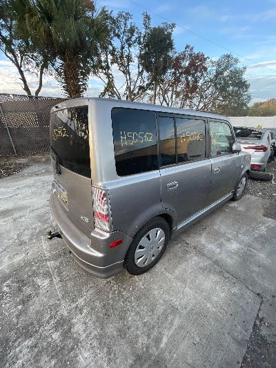2006 Scion xB Location - Imports - Row 16 - Stock # H50562