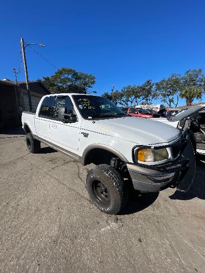 2002 Ford F-150 Location - Large Trucks & Vans - Row 24 - Stock # H50781