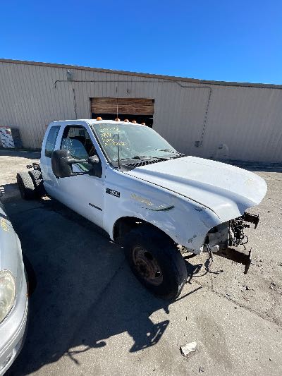 1999 Ford F-350 SD Location - Large Trucks & Vans - Row 24 - Stock # H50778