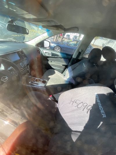 2013 Nissan Pathfinder Location - Imports - Row 45 - Stock # H50991