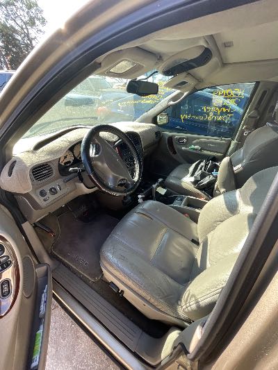 2003 Chrysler Town & Country Location - Chrysler - Row 43 - Stock # H50999