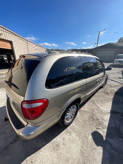 2003 Chrysler Town & Country Location - Chrysler - Row 43 - Stock # H50999