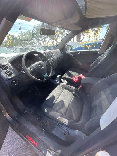 2009 Volkswagen Tiguan Location - Imports - Row 18 - Stock # H52765