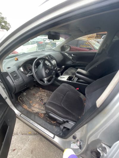 2009 Nissan Murano Location - Imports - Row 5 - Stock # H54153