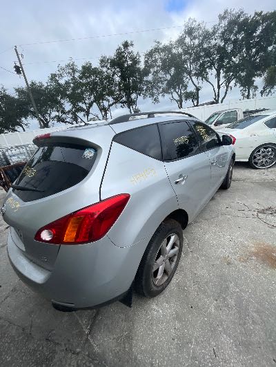 2009 Nissan Murano Location - Imports - Row 5 - Stock # H54153