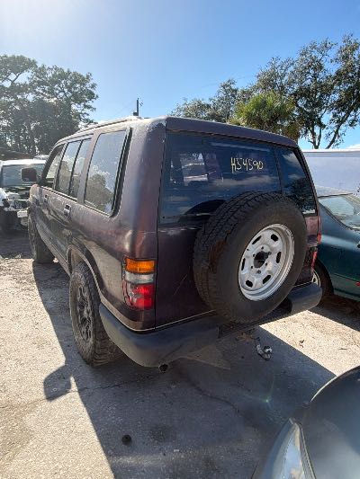 1993 Isuzu Trooper Location - Imports - Row 24 - Stock # H54590