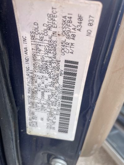 2003 TOYOTA SEQUOIA Location - Large Trucks & Vans - Row 19 - Stock # H48917