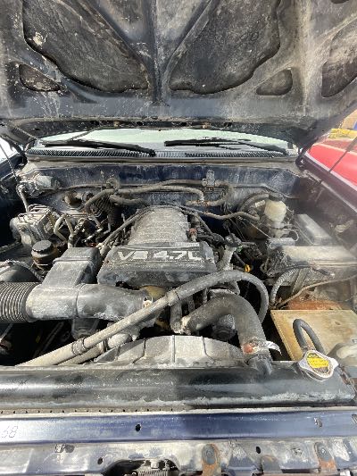 2003 TOYOTA SEQUOIA Location - Large Trucks & Vans - Row 19 - Stock # H48917