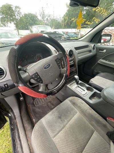 2007 Ford Freestyle Location - Ford - Row 30 - Stock # H48756