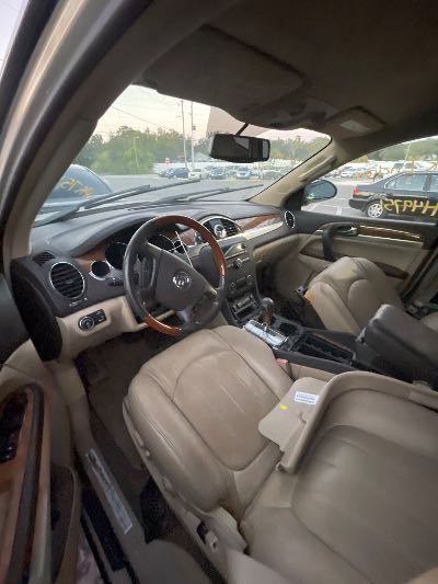 2010 Buick Enclave Location - GM - Row 30 - Stock # H49751