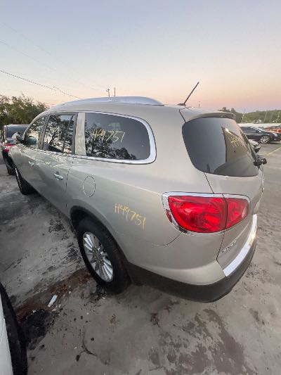 2010 Buick Enclave Location - GM - Row 30 - Stock # H49751