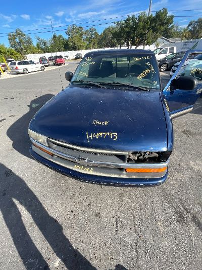 2001 Chevrolet S10 Pickup Location - GM - Row 30 - Stock # H49793