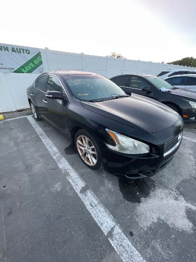 2011 Nissan Maxima Location - Imports - Row 46 - Stock # H49802