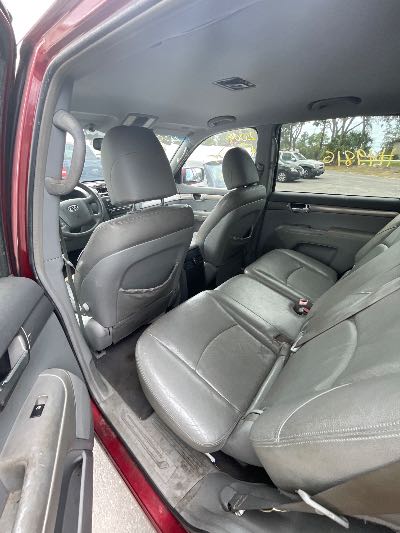 2009 Kia Borrego Location - Imports - Row 19 - Stock # H49816