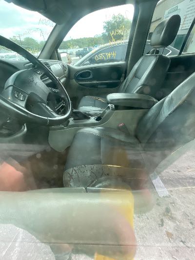 2004 Chevrolet TrailBlazer Location - GM - Row 28 - Stock # H49780