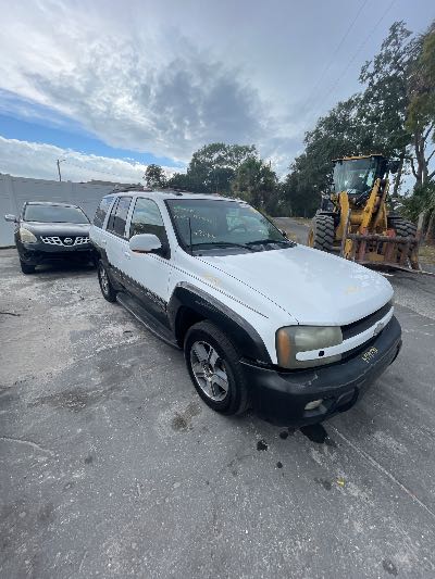 2004 Chevrolet TrailBlazer Location - GM - Row 28 - Stock # H49780
