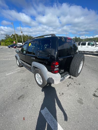 2006 Jeep Liberty Location - Chrysler - Row 46 - Stock # H49784