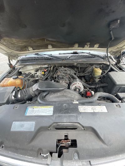 2000 Chevrolet Suburban Location - Large Trucks & Vans - Row 48 - Stock # H49833