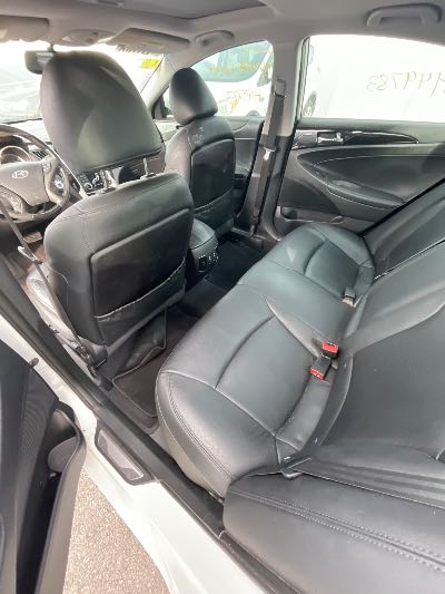 2011 Hyundai Sonata Location - Imports - Row 20 - Stock # H49783