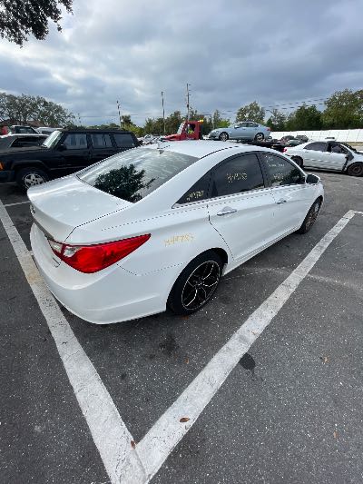 2011 Hyundai Sonata Location - Imports - Row 20 - Stock # H49783