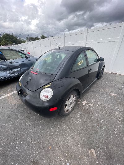 2001 Volkswagen New Beetle Location - Imports - Row 21 - Stock # H49865