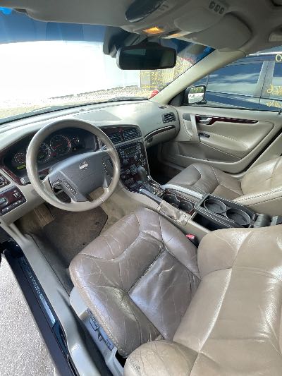 2003 Volvo XC70 Location - Imports - Row 16 - Stock # H49866