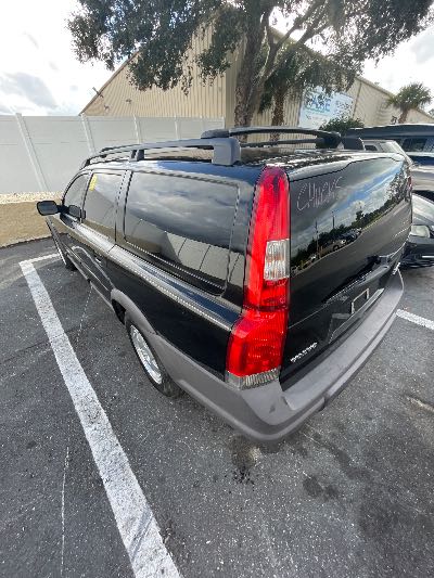 2003 Volvo XC70 Location - Imports - Row 16 - Stock # H49866