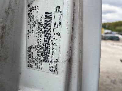 2001 Ford E-150 Location - Large Trucks & Vans - Row 35 - Stock # H49805