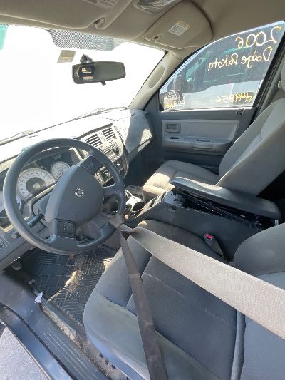 2006 Dodge Dakota Location - Large Trucks & Vans - Row 50 - Stock # H49856