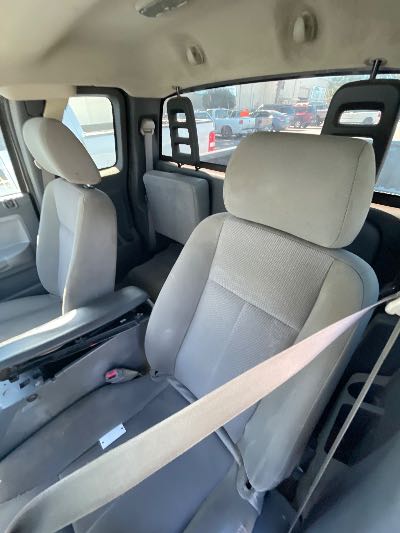 2006 Dodge Dakota Location - Large Trucks & Vans - Row 50 - Stock # H49856