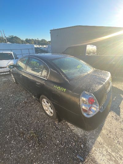 2006 Nissan Altima Location - Imports - Row 44 - Stock # H49829