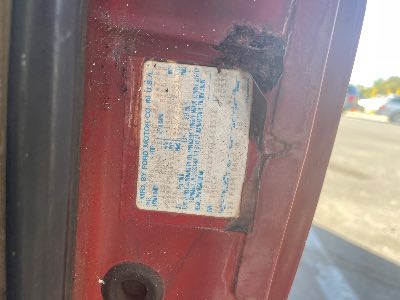 1986 Ford F-150 Location - Large Trucks & Vans - Row 48 - Stock # H49889