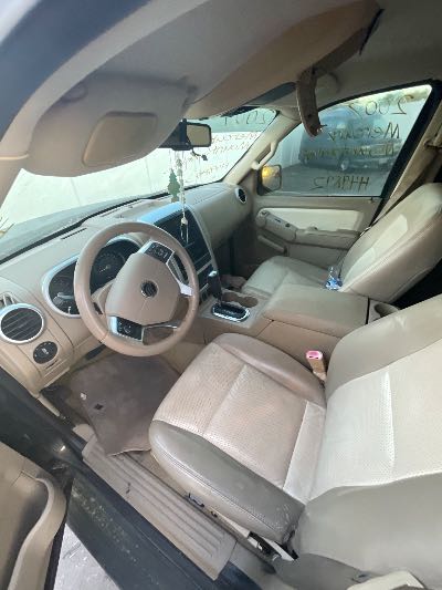 2007 Mercury Mountaineer Location - Ford - Row 26 - Stock # H49892