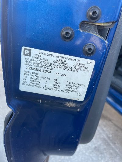 2003 Chevrolet Silverado 1500 Location - Large Trucks & Vans - Row 48 - Stock # H49874