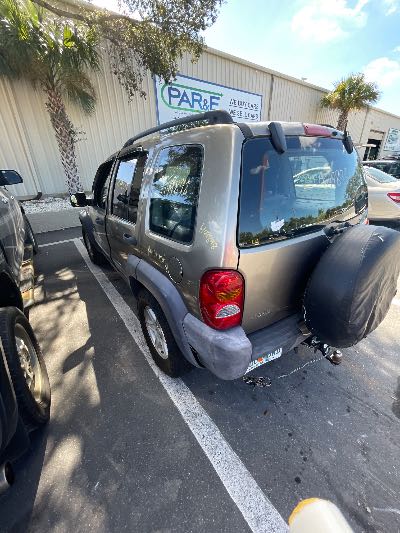 2003 Jeep Liberty Location - Chrysler - Row 43 - Stock # H49898