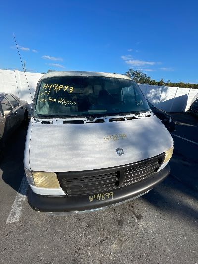 1994 Dodge Ram Wagon Location - Large Trucks & Vans - Row 48 - Stock # H49899