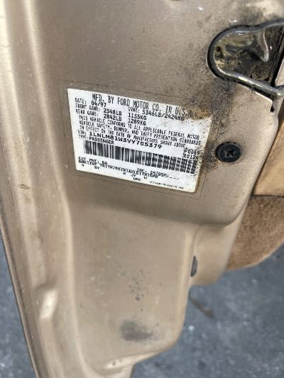 1997 Lincoln Town Car Location - Ford - Row 26 - Stock # H49900