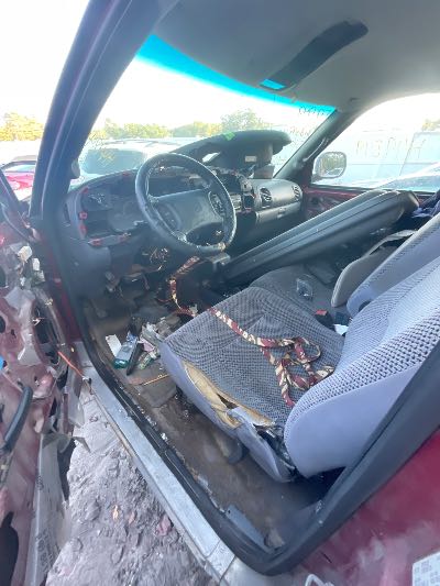 1999 Dodge Ram 1500 Location - Large Trucks & Vans - Row 49 - Stock # H49849