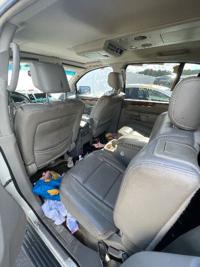 2008 Infiniti QX56 Location - Large Trucks & Vans - Row 17 - Stock # H49938