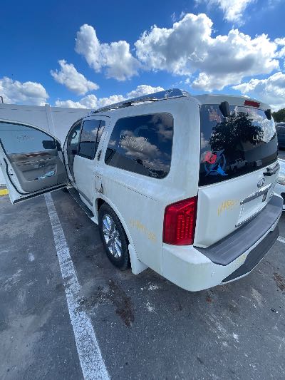 2008 Infiniti QX56 Location - Large Trucks & Vans - Row 17 - Stock # H49938
