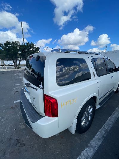 2008 Infiniti QX56 Location - Large Trucks & Vans - Row 17 - Stock # H49938