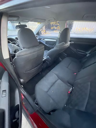 2009 Pontiac Vibe Location - GM - Row 32 - Stock # H49930