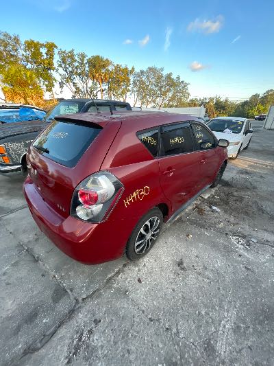 2009 Pontiac Vibe Location - GM - Row 32 - Stock # H49930