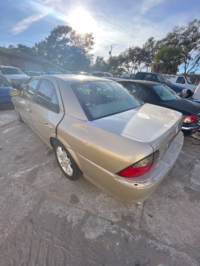 2005 Lincoln LS Location - Ford - Row 27 - Stock # H49962