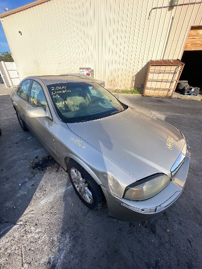 2005 Lincoln LS Location - Ford - Row 27 - Stock # H49962
