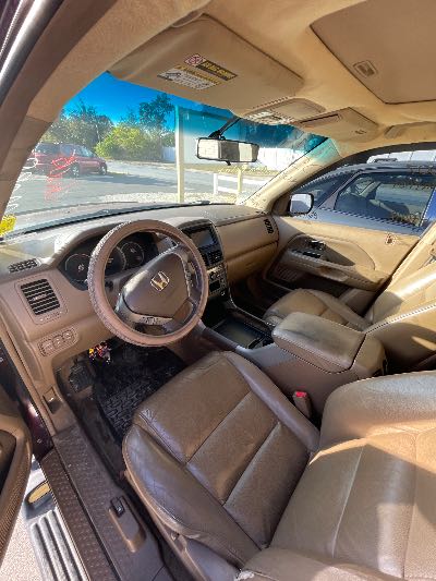 2007 Honda Pilot EX-L FWD 4D SUV 3.5 6cyl. Location - Imports - Row 26 - Stock # H49918