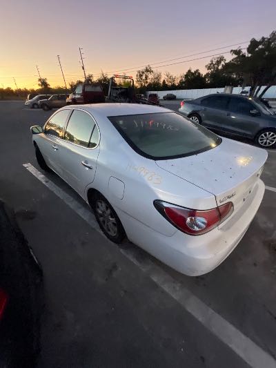 2004 Lexus ES 330 Location - Imports - Row 31 - Stock # H49983